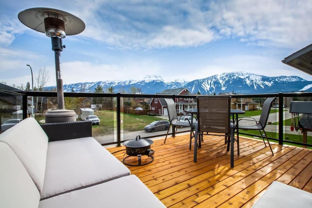 The Best 2 Bedrooms Suite In Revelstoke! Ngoại thất bức ảnh